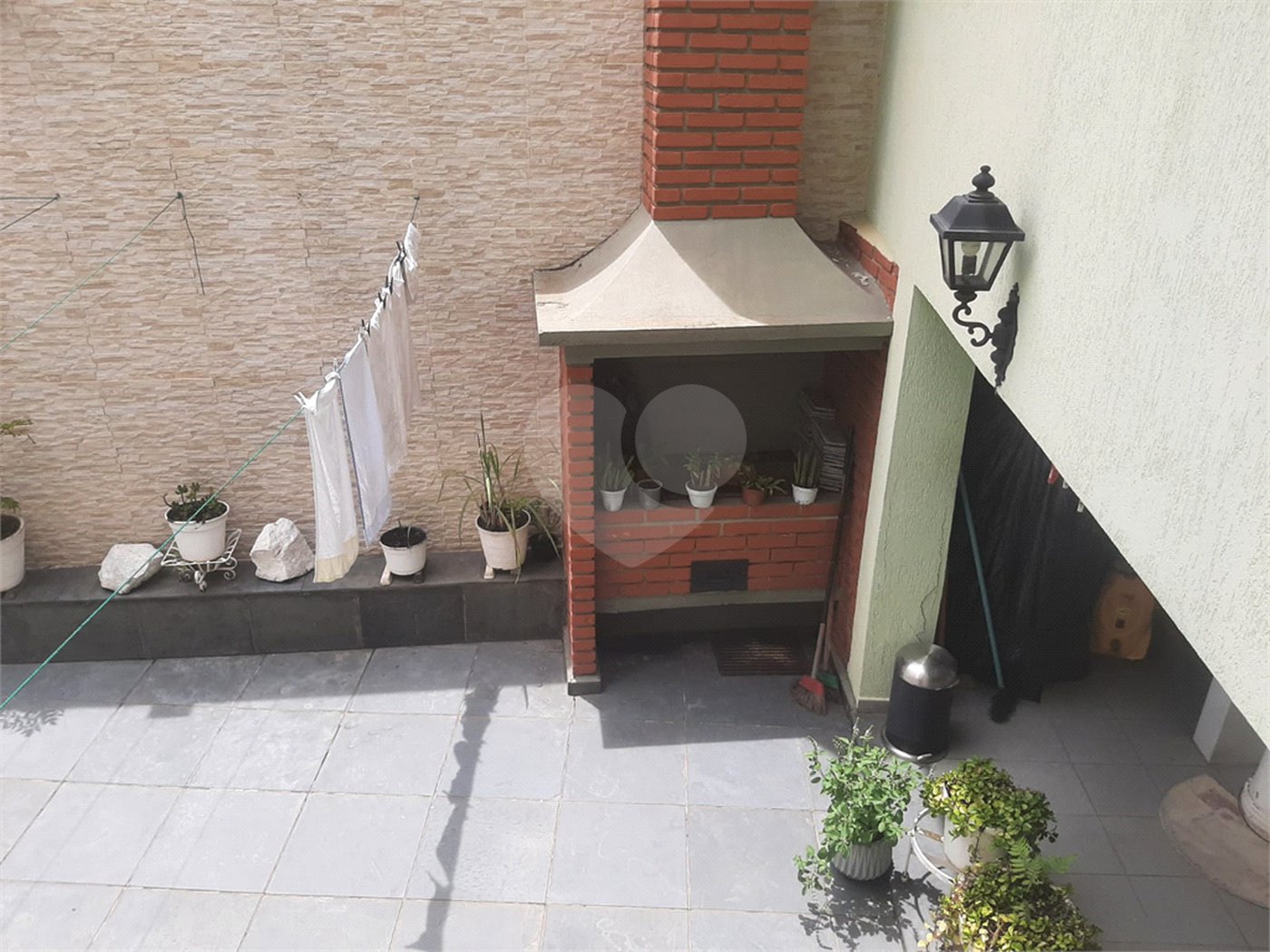 Sobrado à venda com 4 quartos, sendo 2 suítes, em Tremembé, São Paulo, SP
