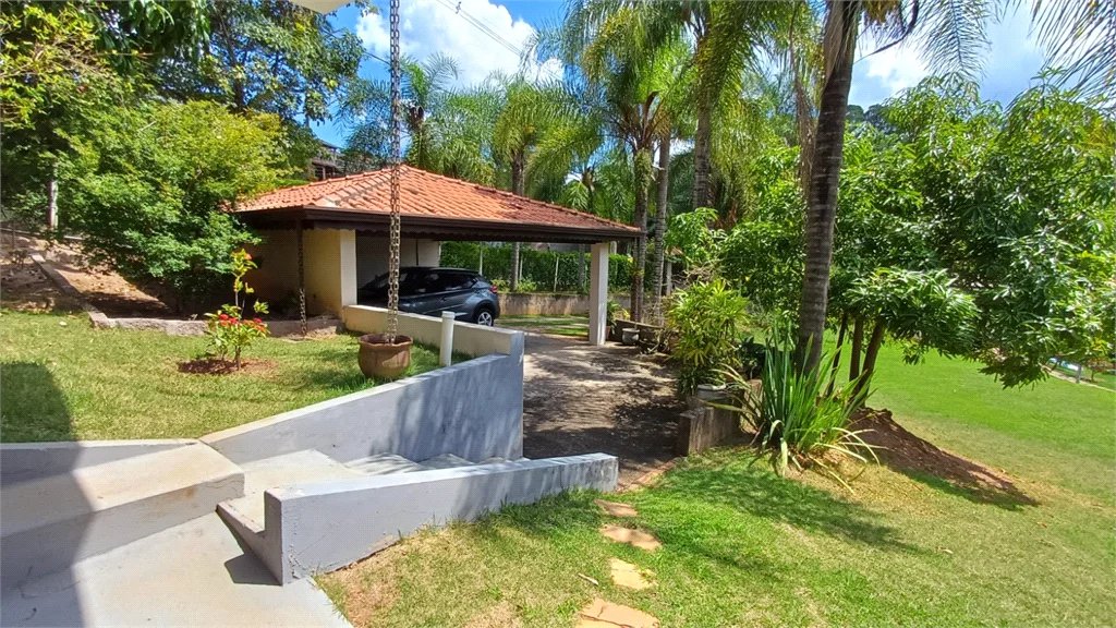 Casa à venda com 4 quartos, sendo 1 suíte,  no condomínio Jardim do Ribeirão I, Itupeva - SP
