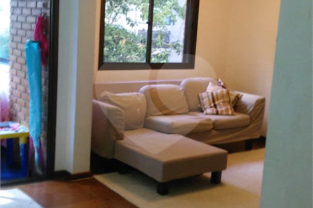 Apartamento à venda com 3 quartos, sendo 1 suíte, em Jardim Vitória Régia, São Paulo, SP