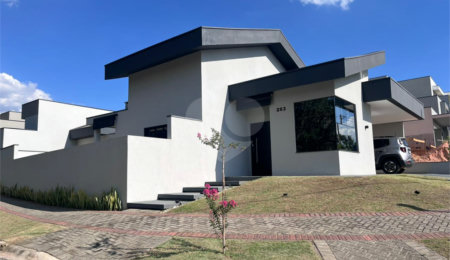 Casa à venda com 3 quartos, sendo 1 suíte,  no condomínio Jardim Laguna, Indaiatuba - SP