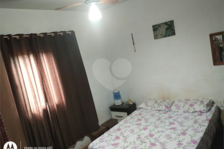 Casa à venda com 3 quartos em Santa Eudóxia, São Carlos, SP