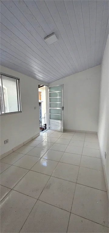 Sobrado à venda com 3 quartos, sendo 2 suítes, em Ferreira, São Paulo, SP