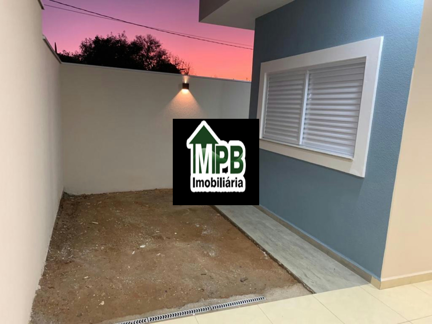 Casa à venda com 3 quartos, sendo 1 suíte, no condomínio Horto Florestal Villagio, Sorocaba - SP