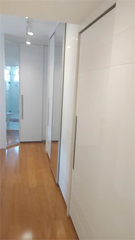 Apartamento à venda com 3 suítes em Vila Andrade, São Paulo, SP