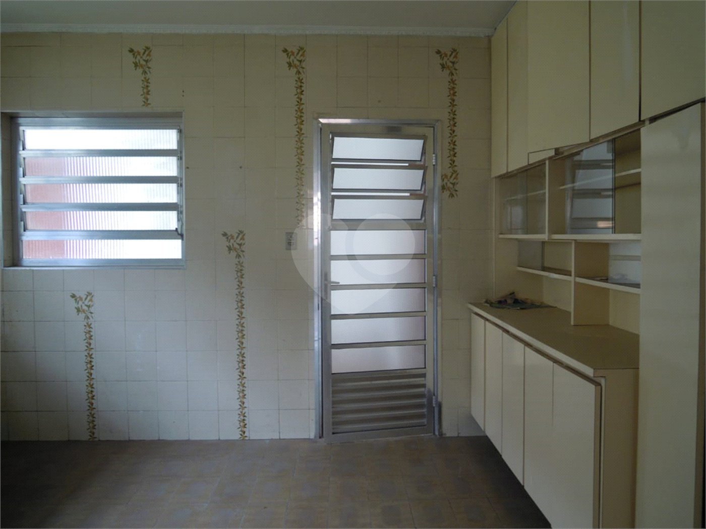 Sobrado à venda com 3 quartos, sendo 1 suíte, em Vila Gustavo, São Paulo, SP