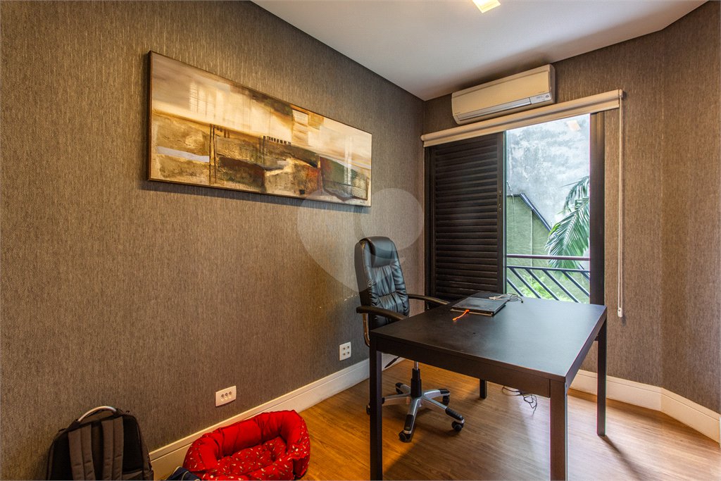 Apartamento à venda com 4 quartos, sendo 2 suítes,  em Vila Mariana, São Paulo, SP