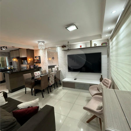 Casa à venda com 3 quartos, sendo 1 suíte, no condomínio Praça Leão, São Paulo - SP