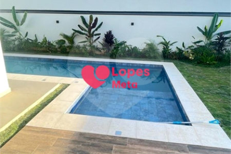 Casa à venda com 4 suítes no condomínio Colinas do Paratehy (norte), São José dos Campos - SP