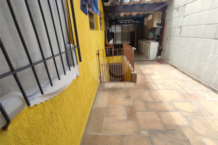 Casa à venda com 4 quartos, sendo 1 suíte, em Vila Galvão, Guarulhos, SP