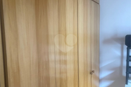 Sobrado à venda com 3 quartos em Vila Nova Alba, São Paulo, SP