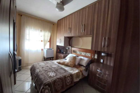 Casa à venda com 3 quartos, sendo 1 suíte, no condomínio Outeiro das Flores 2, Itupeva - SP