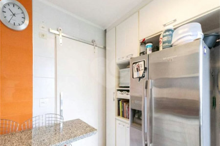 Apartamento à venda com 2 quartos, sendo 1 suíte, em Vila Olímpia, São Paulo, SP