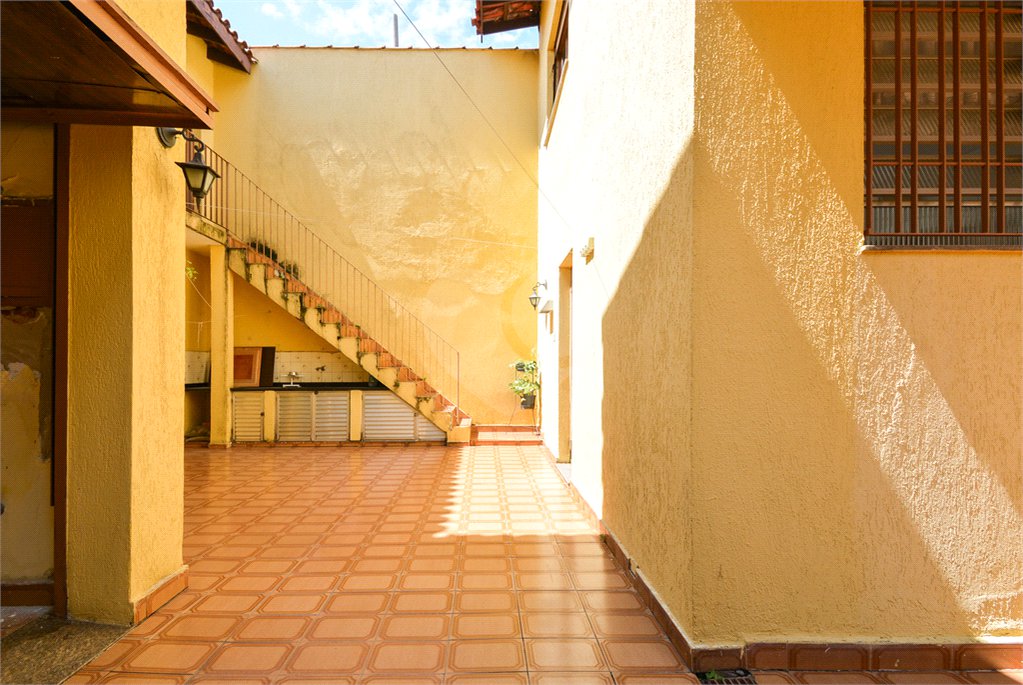 Sobrado à venda com 3 quartos, sendo 1 suíte, em Vila Monumento, São Paulo, SP
