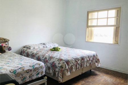 Sobrado à venda com 2 quartos em Vila Paulicéia, São Paulo, SP