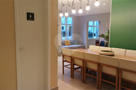 Apartamento à venda com 3 quartos, sendo 1 suíte,  em Campo Grande, São Paulo, SP