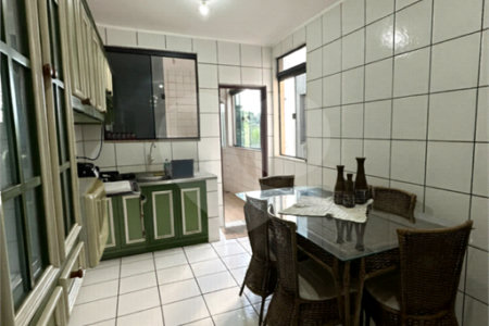 Apartamento à venda com 4 quartos, sendo 1 suíte,  no Centro, Ponta Porã, MS