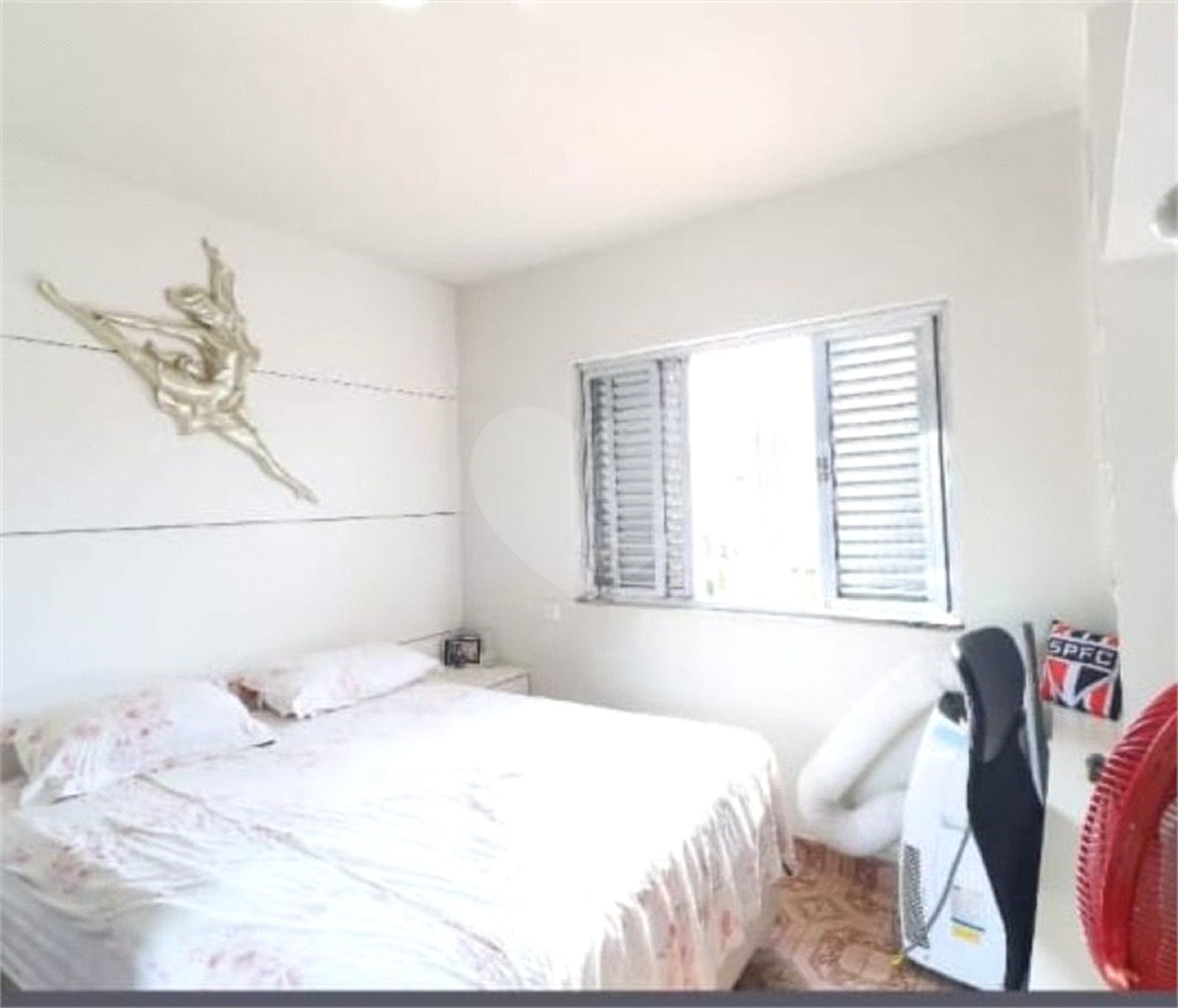 Sobrado à venda com 3 quartos, sendo 1 suíte,  em Vila Constança, São Paulo, SP