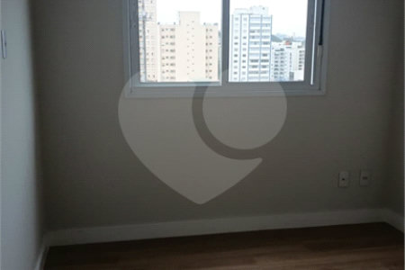 Apartamento à venda ou para alugar com 2 quartos, sendo 1 suíte,  em Lapa, São Paulo, SP