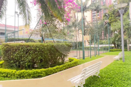 Apartamento à venda com 2 quartos, sendo 1 suíte,  em Indianópolis, São Paulo, SP