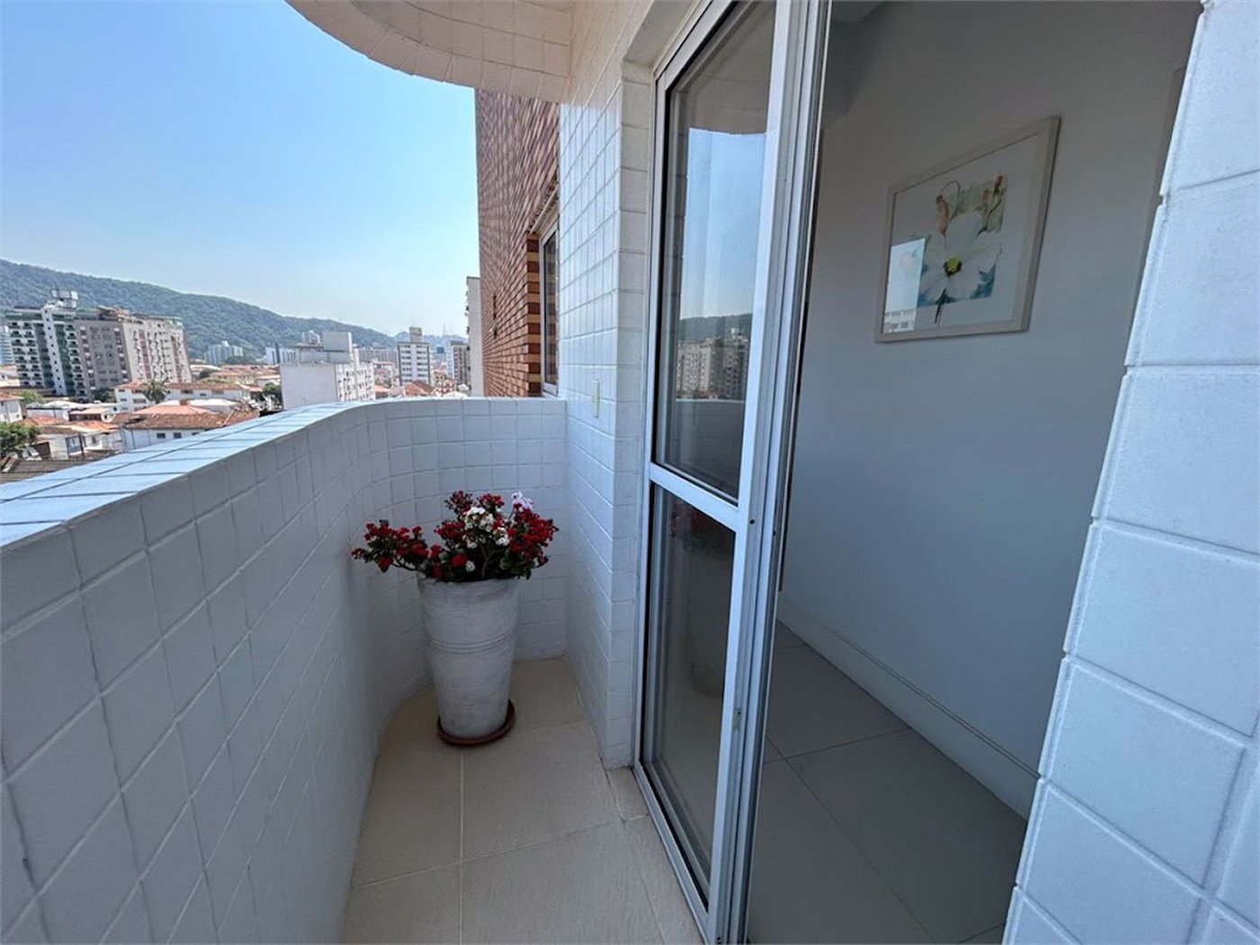 Apartamento com 3 dormitórios à venda, 110 m² por R$ 950.000,00 - Campo Grande - Santos/SP