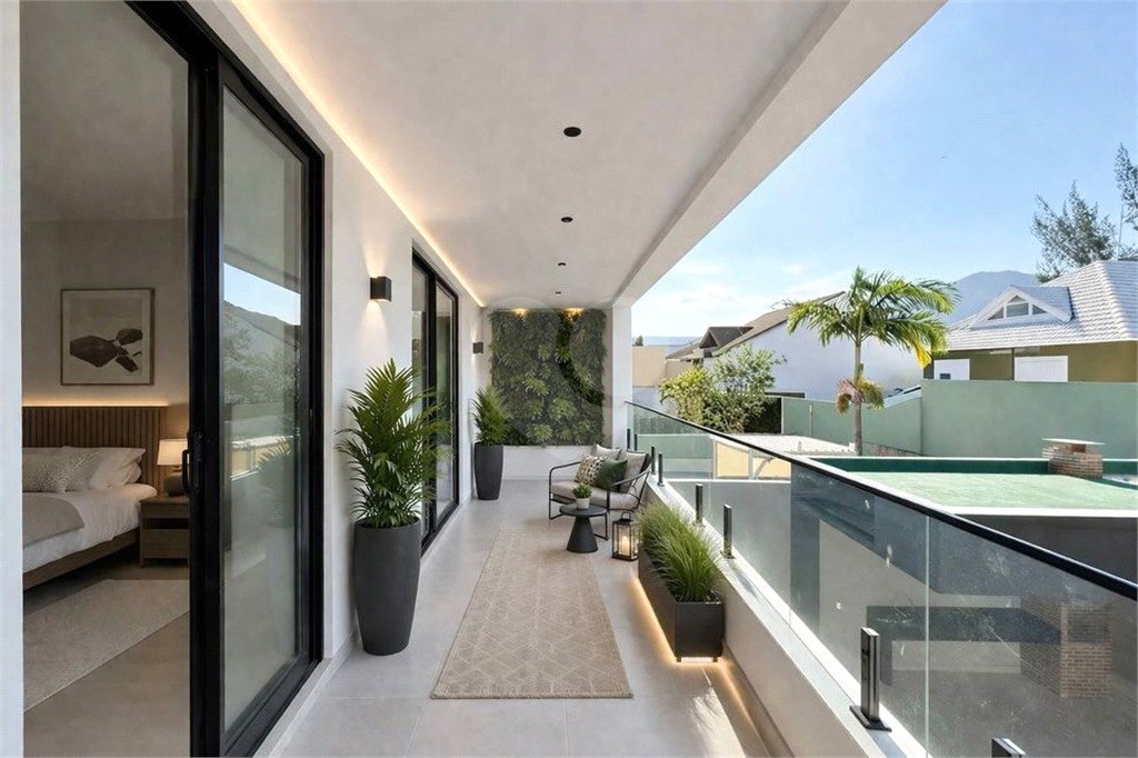 Casa à venda com 4 suítes no condomínio Interlagos de Itaúna, Rio de Janeiro - RJ