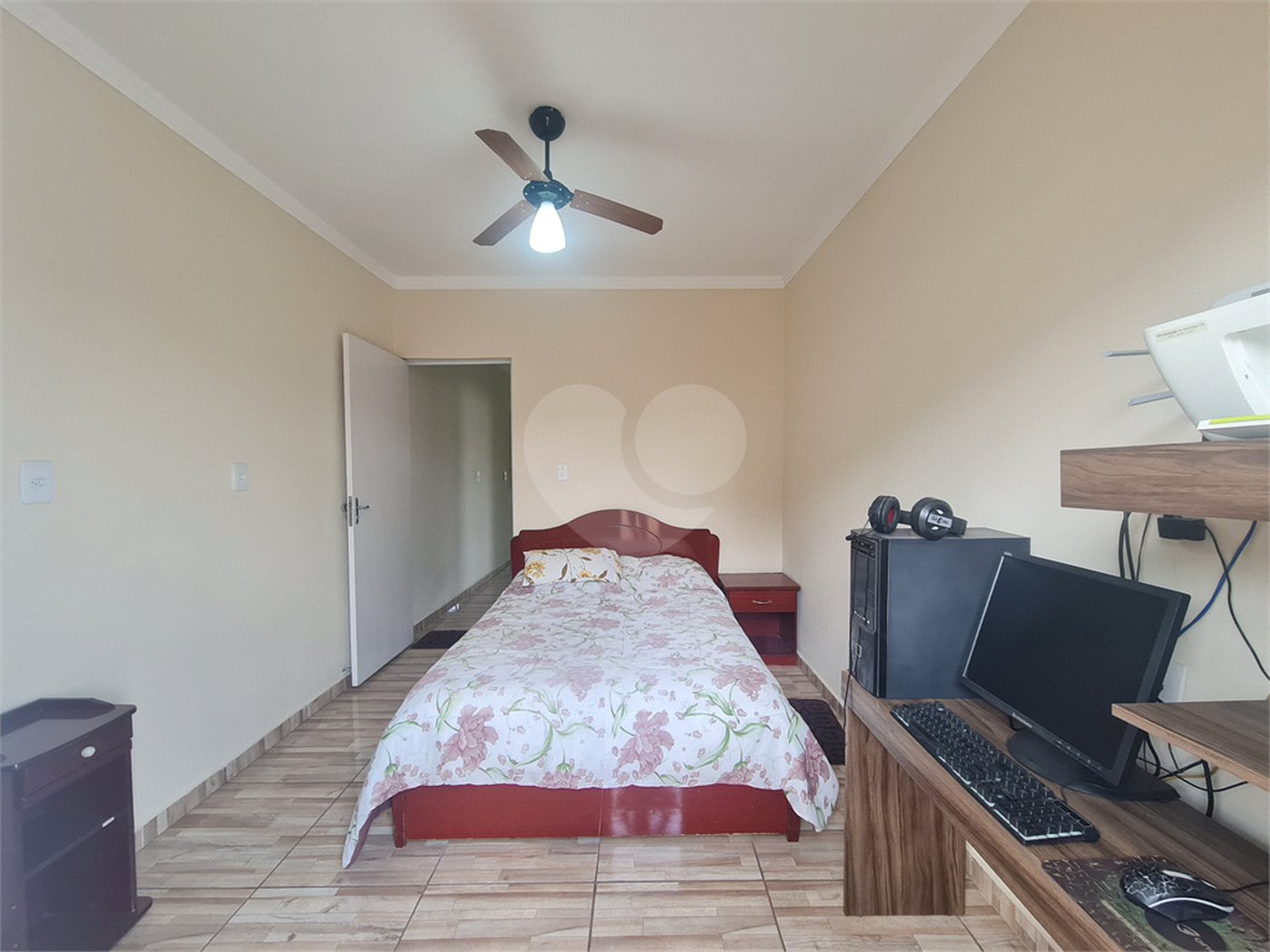 Casa à venda com 3 quartos, sendo 1 suíte,  no condomínio Reserva Ipanema I, Sorocaba - SP