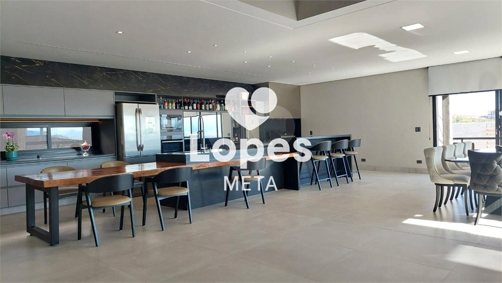 Casa à venda com 3 suítes no condomínio Alphaville 1, São José dos Campos - SP