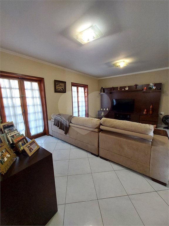 Casa à venda com 5 quartos, sendo 1 suíte, em Santa Claudina, Vinhedo, SP