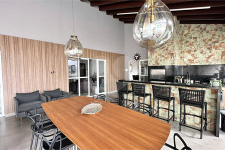 Casa à venda com 3 suítes no Centro-norte, Várzea Grande, MT