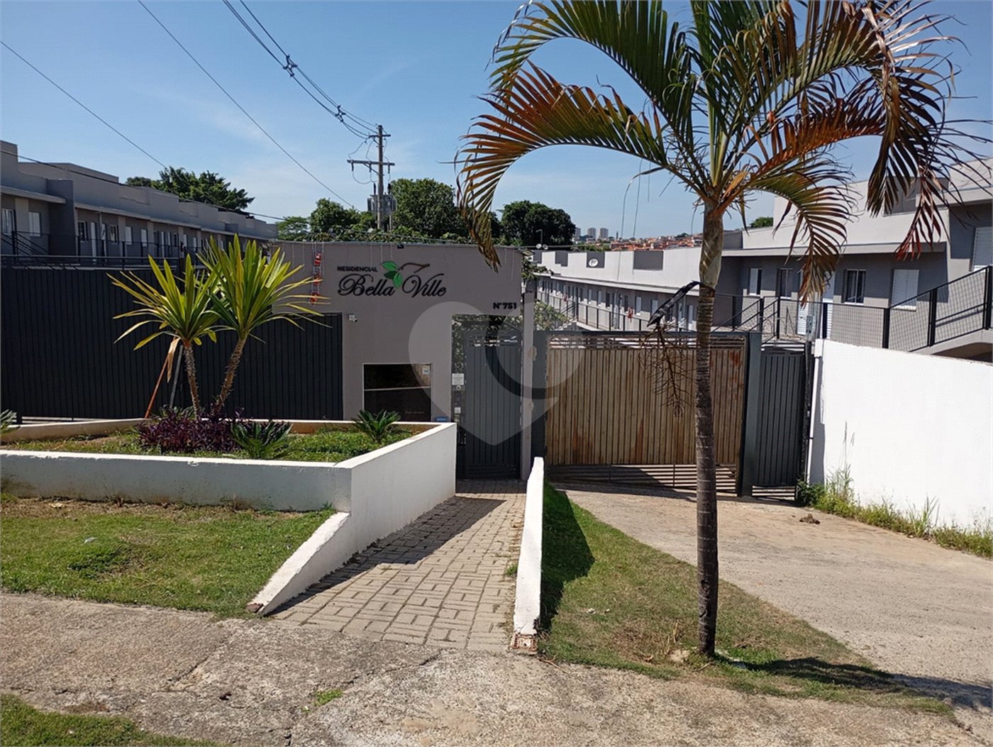 Apartamento à venda com 2 quartos em Lopes de Oliveira, Sorocaba, SP