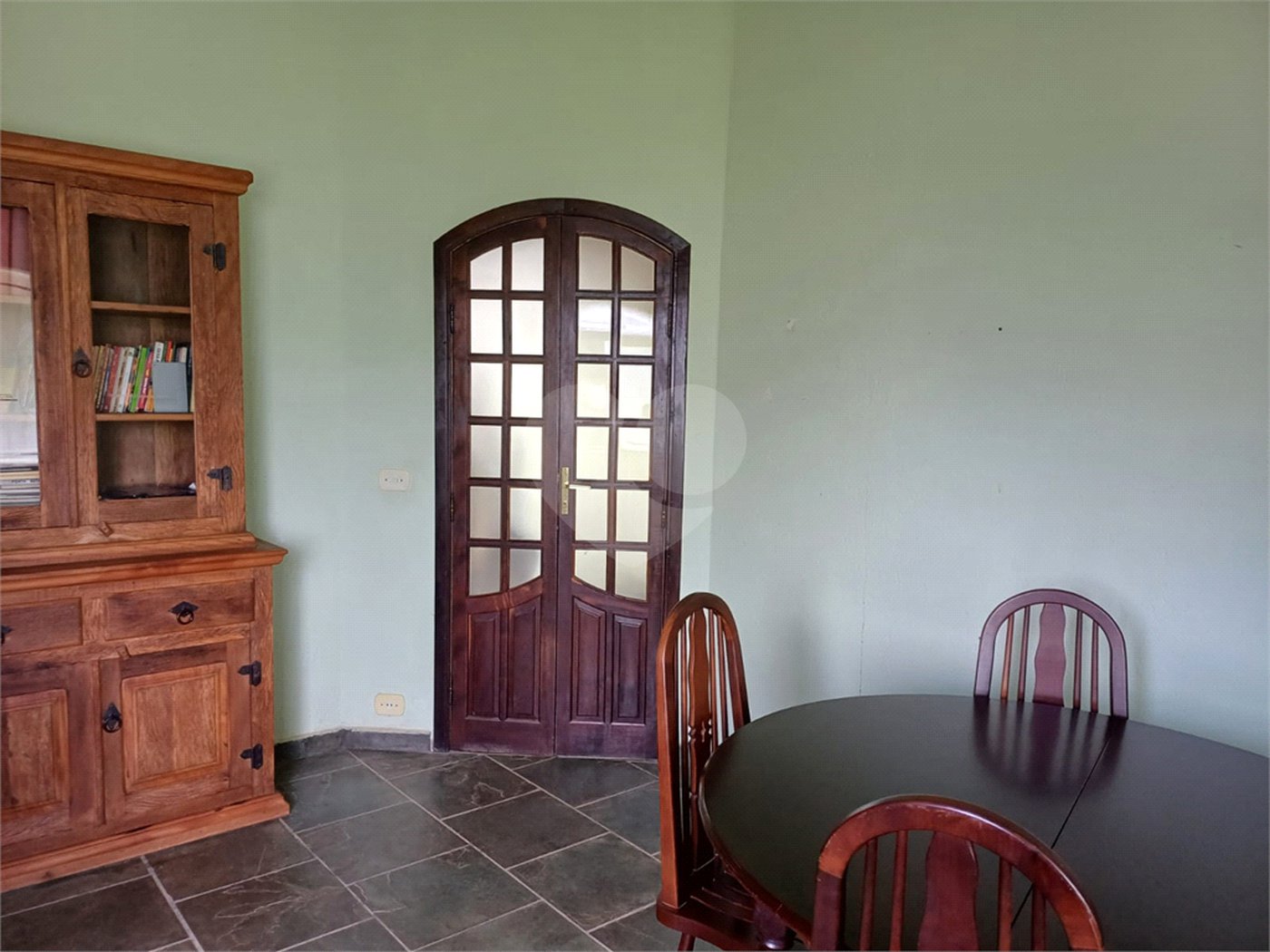 Casa à venda com 3 quartos, sendo 1 suíte, em Alpes D'ouro, Bom Jesus dos Perdões, SP