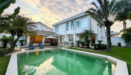 Casa à venda com 5 suítes no condomínio Malibu, Rio de Janeiro - RJ