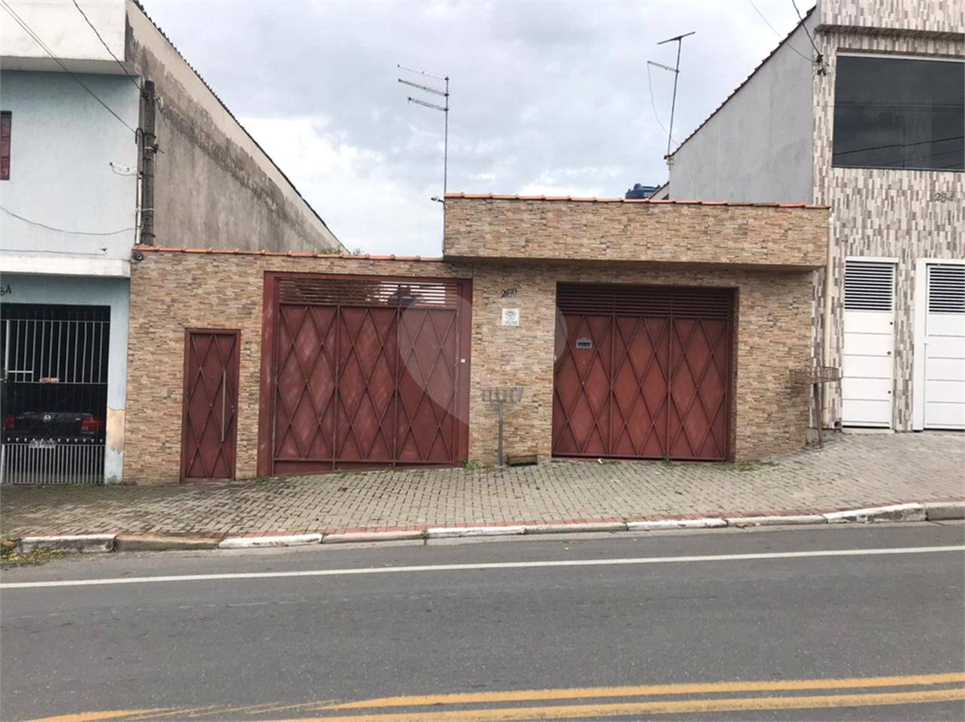 Casa à venda com 3 quartos, sendo 1 suíte, em Cidade Kemel, Poá, SP