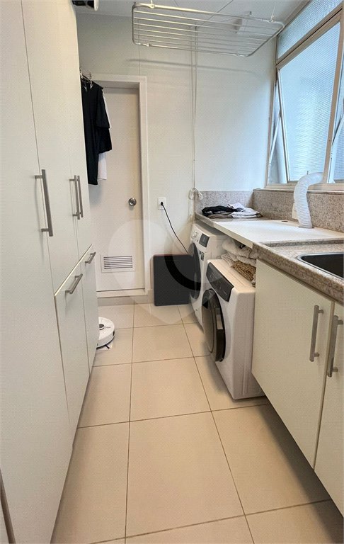 Apartamento à venda com 3 suítes em Vila Suzana, São Paulo, SP