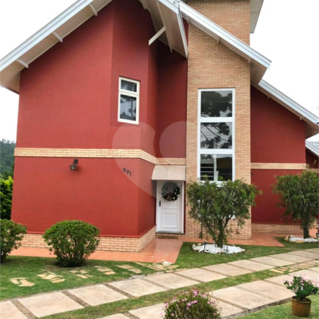 Casa à venda com 3 suítes no condomínio Vila Austríaca, Campos do Jordão - SP