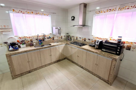 Casa à venda com 3 quartos, sendo 2 suítes, no condomínio Residencial West Green, Rio de Janeiro - RJ