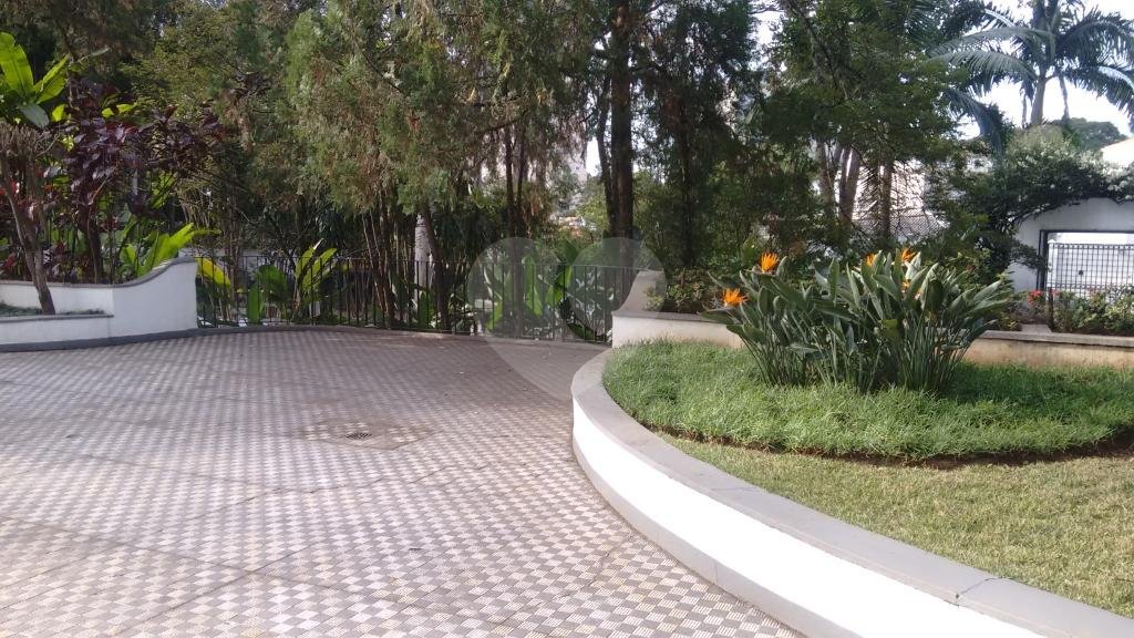 Apartamento à venda com 3 quartos, sendo 1 suíte, em Granja Julieta, São Paulo, SP
