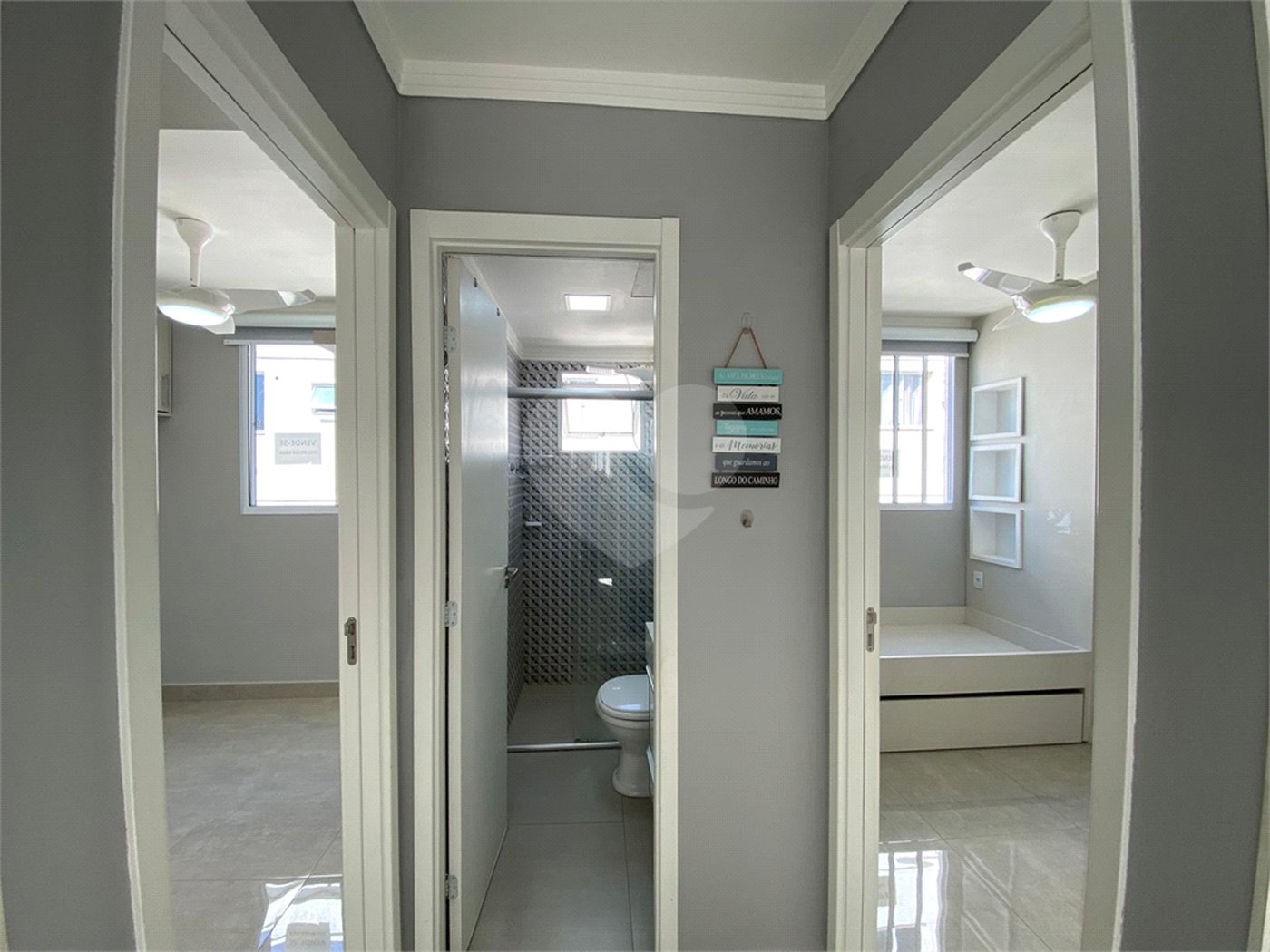 Apartamento à venda com 2 quartos em Glória, Várzea Grande, MT