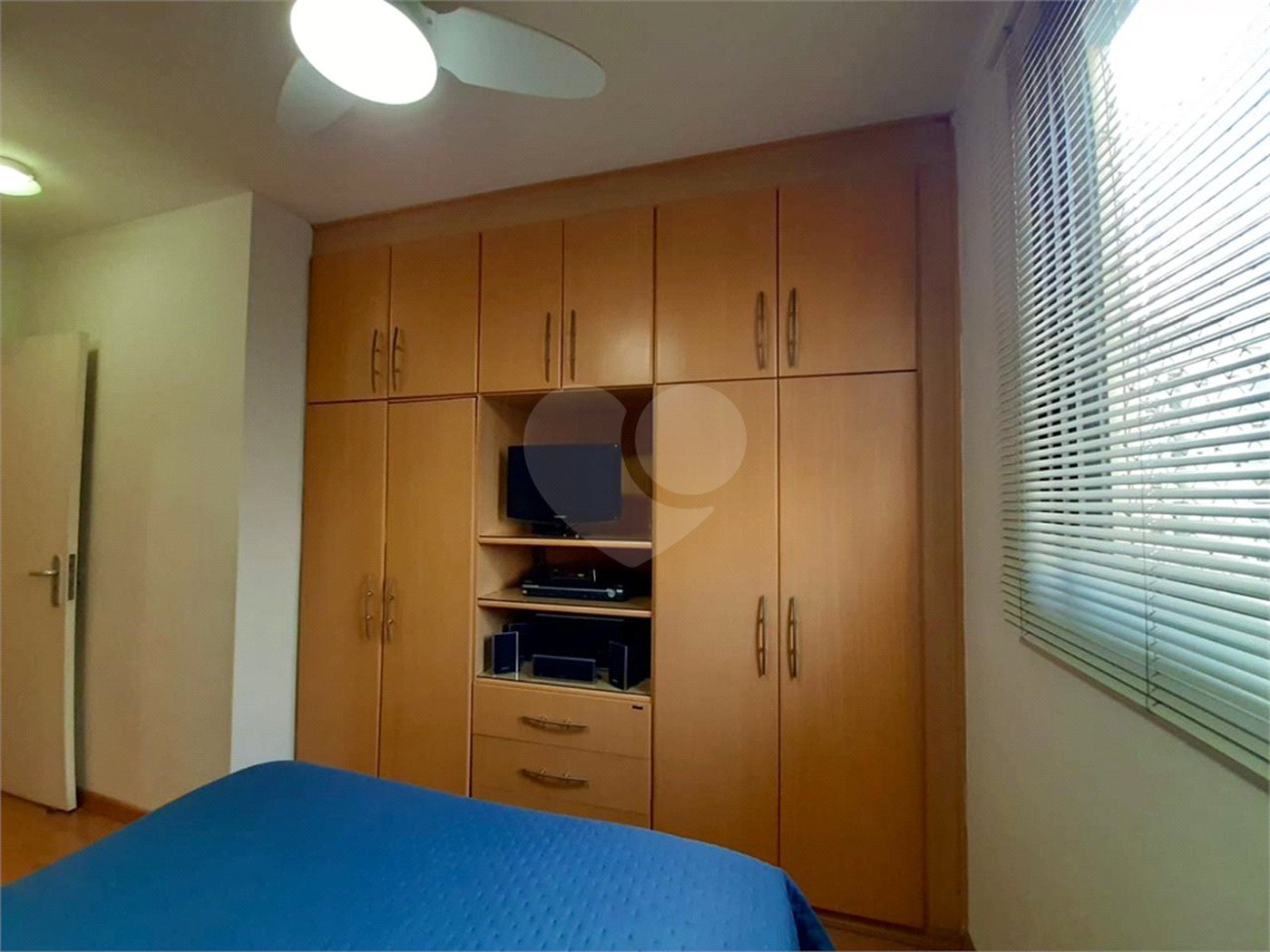 Apartamento para alugar com 3 quartos, sendo 1 suíte, em Vila Olímpia, São Paulo, SP