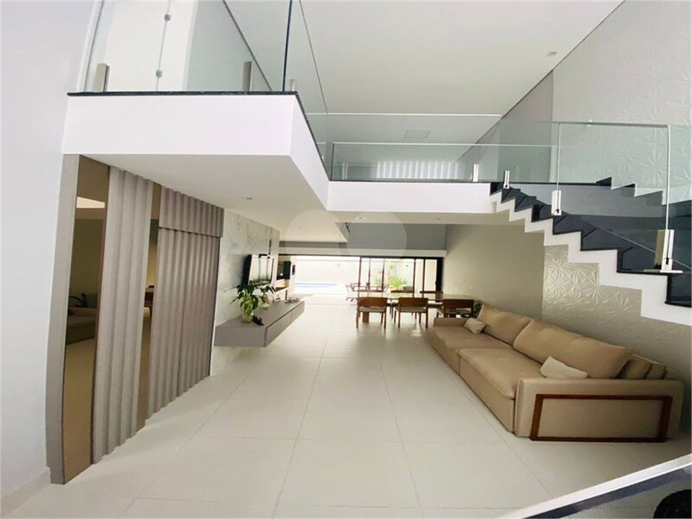 Casa à venda com 3 quartos, sendo 1 suíte,  no condomínio Mantova, Indaiatuba - SP