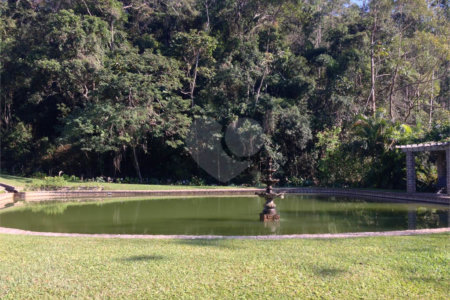 Sítio à venda com 4 quartos, sendo 1 suíte, no Centro, Piracaia, SP