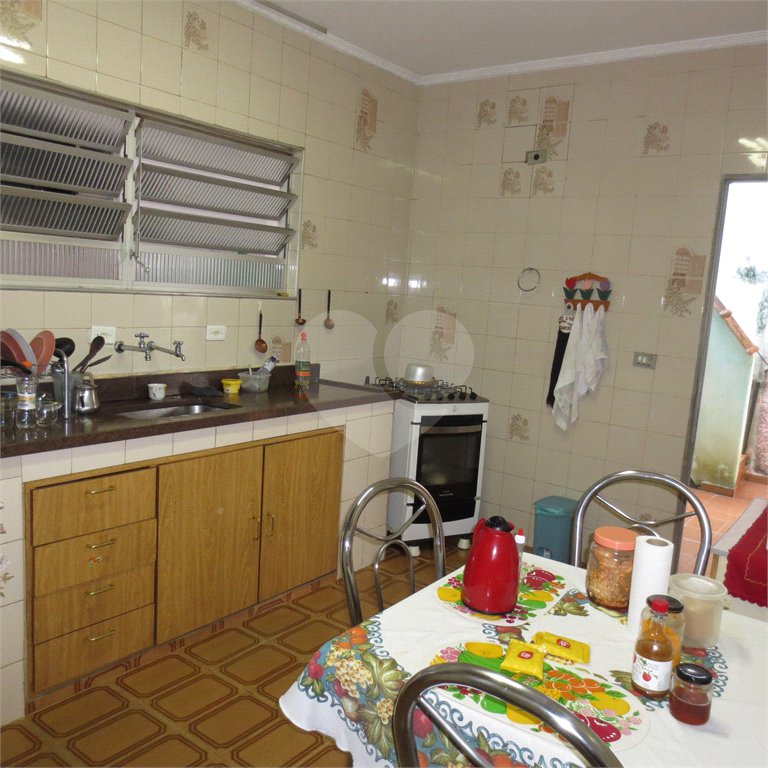 Casa Térrea p/Modernização na Chácara Inglesa - Terreno 10 x 30 - 450 m. metrô Pça da Árvore