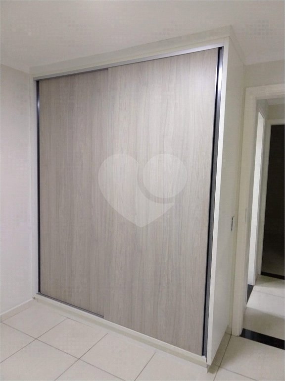 Apartamento no Condomínio Monte Olimpo.