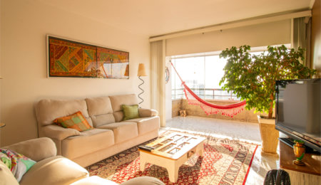Apartamento à venda com 3 quartos, sendo 1 suíte,  em Alto da Boa Vista, São Paulo, SP