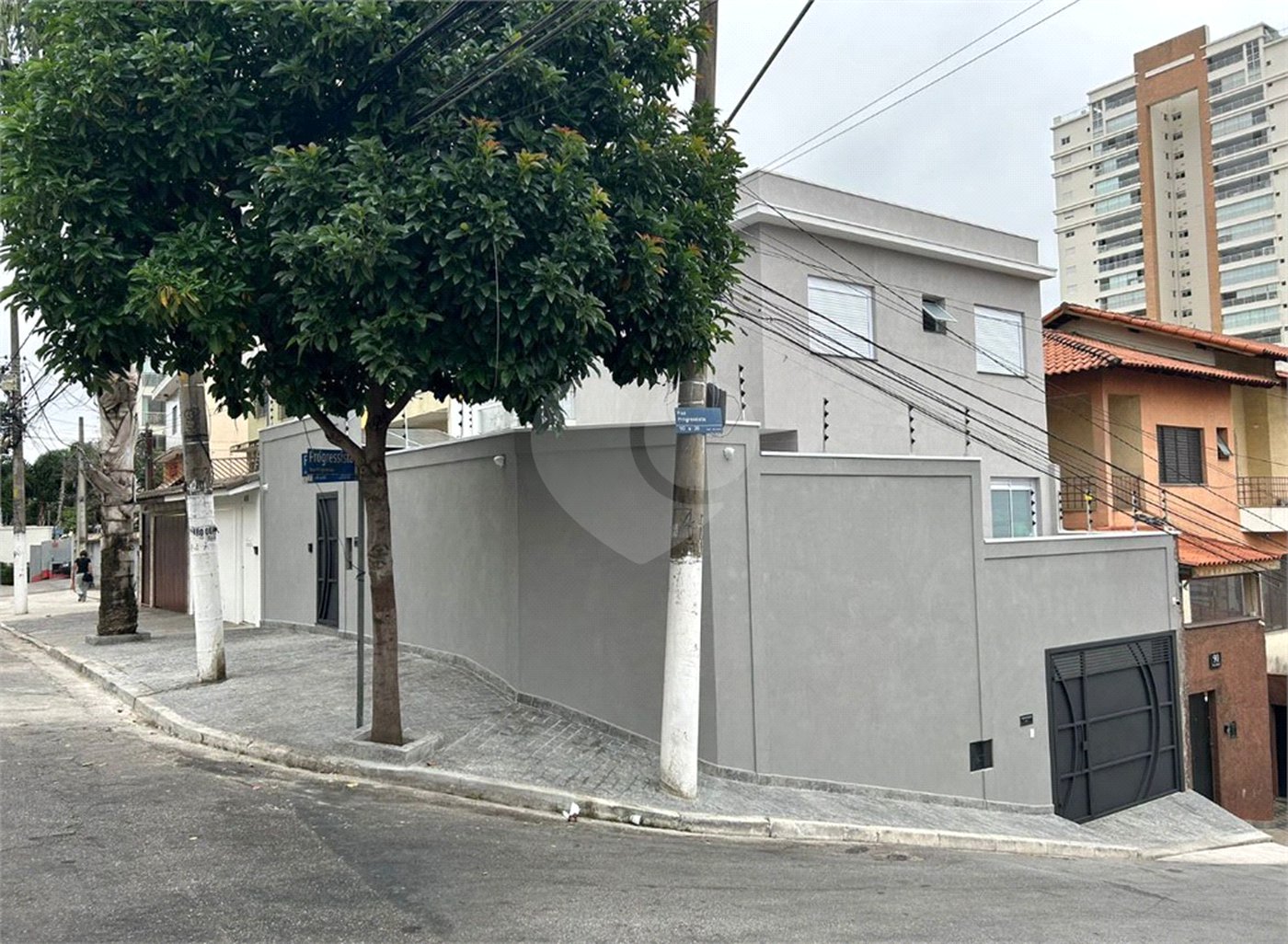 Sobrado à venda com 3 quartos, sendo 1 suíte, em Santa Teresinha, São Paulo, SP