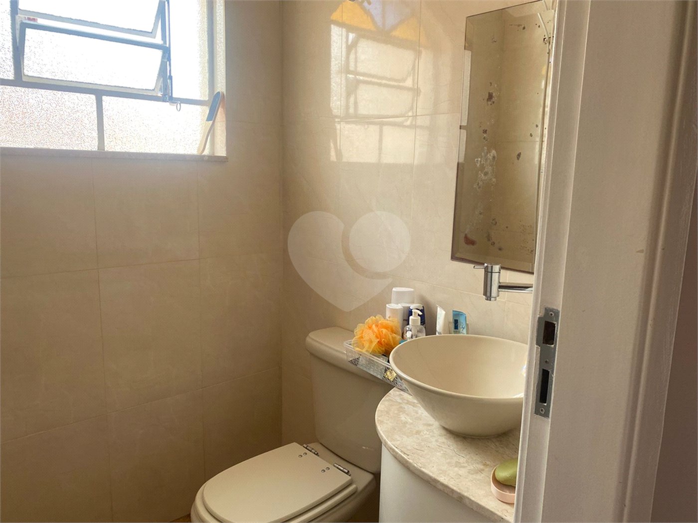 Sobrado à venda com 3 quartos, sendo 1 suíte, em Tremembé, São Paulo, SP