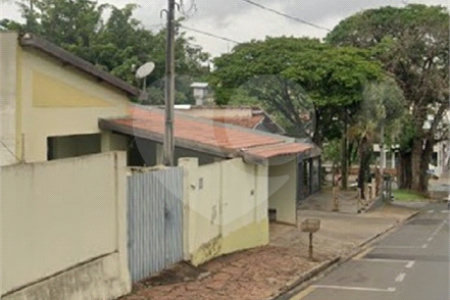 Casa térrea no Centro