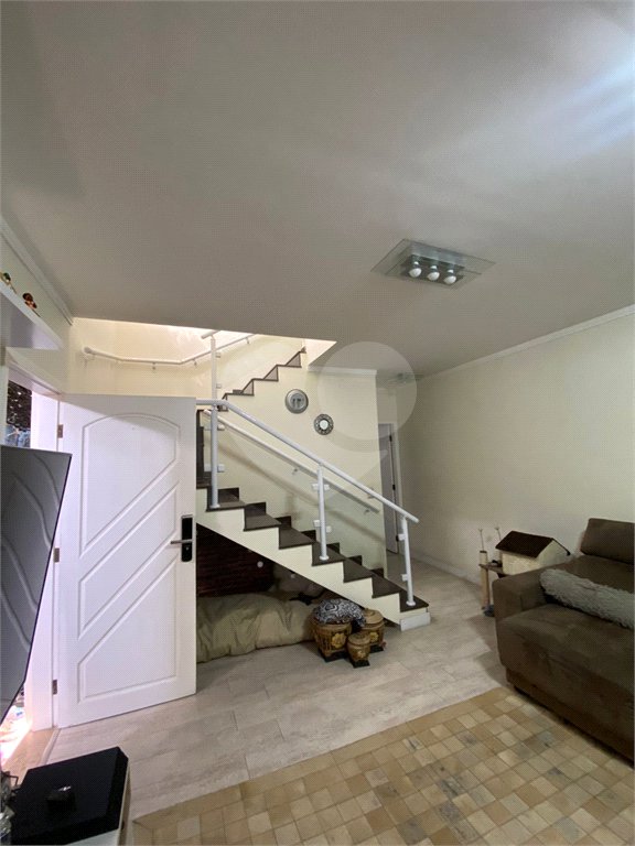 Casa à venda com 3 quartos, sendo 1 suíte, em Jardim Santa Clara, Guarulhos, SP