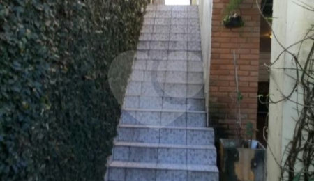 Sobrado à venda com 3 quartos, sendo 1 suíte,  em Tremembé, São Paulo, SP