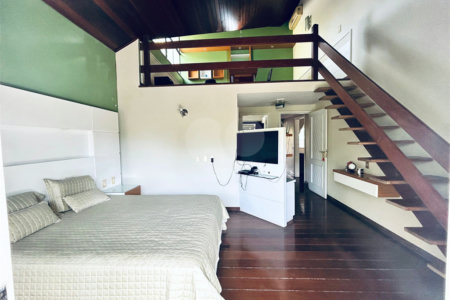 Casa à venda com 8 quartos, sendo 7 suítes, em Barra da Tijuca, Rio de Janeiro, RJ